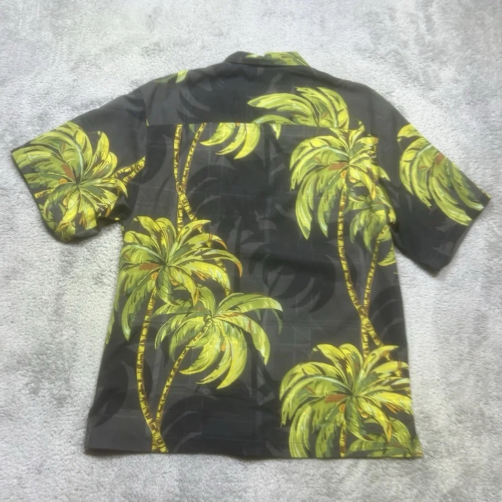 Tommy Bahama Shirt Men's L Black Silk Coconut Palm Tree Hawaiian Camp Pocket‎